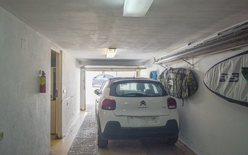 Property slide 20