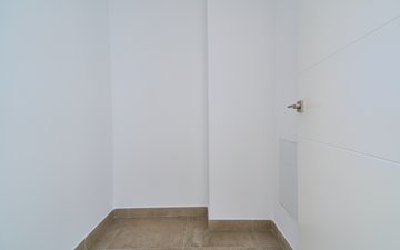 Property slide 22