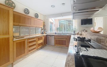 Property slide 11