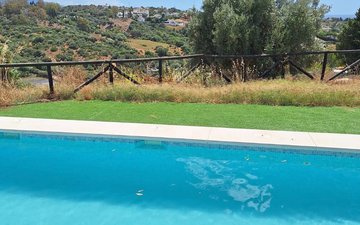 Property slide 40