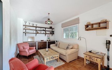 Property slide 14