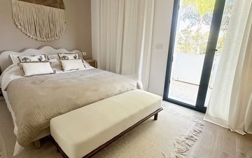 Property slide 23
