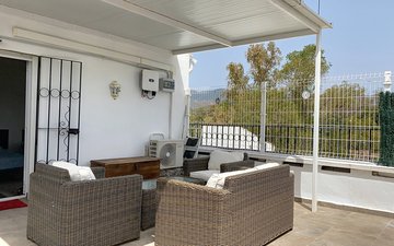 Property slide 25