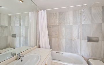 Property slide 21