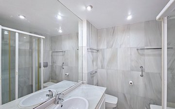Property slide 25
