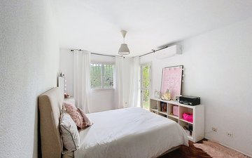 Property slide 43