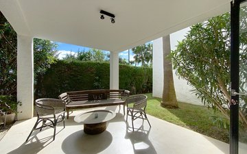 Property slide 32