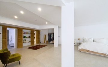 Property slide 40