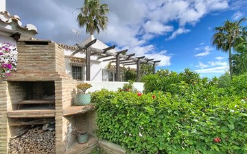 Property slide 48