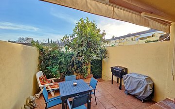 Property slide 10