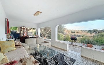 Property slide 4
