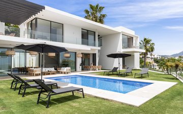 Property slide 19