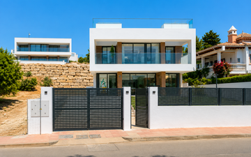 Property slide 21