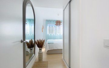 Property slide 25