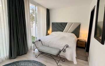 Property slide 17