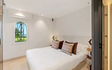 Property slide 16