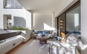 Property slide 19