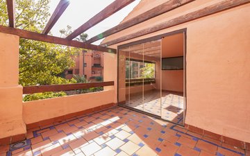 Property slide 14