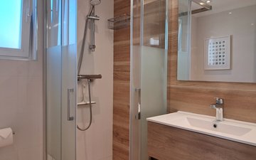 Property slide 31
