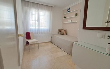 Property slide 32
