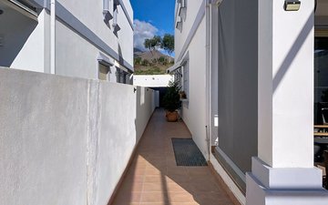 Property slide 51