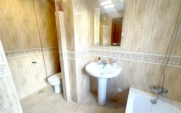 Property slide 32