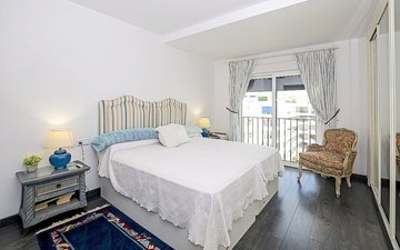 Property slide 19