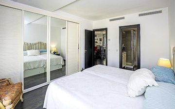 Property slide 21