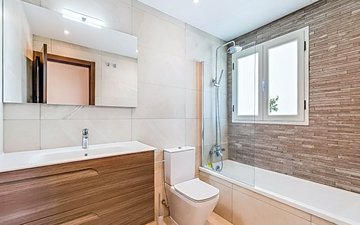 Property slide 17