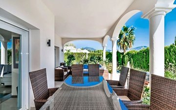 Property slide 9