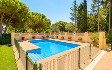 Property slide 32
