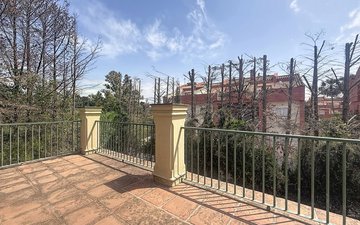 Property slide 22