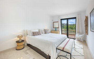 Property slide 16