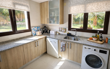 Property slide 10