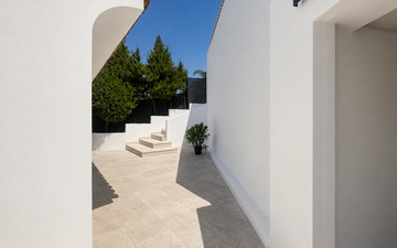 Property slide 39