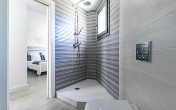 Property slide 22
