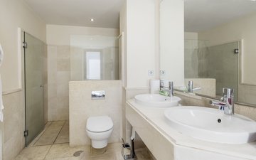 Property slide 19