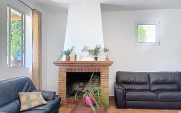 Property slide 15