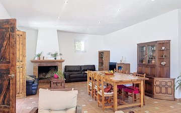 Property slide 14