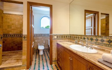 Property slide 19