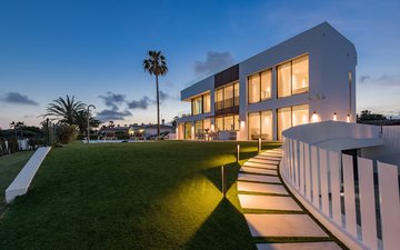 Property slide 35
