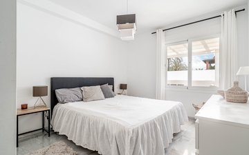 Property slide 10