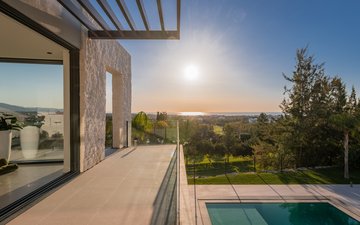 Property slide 18