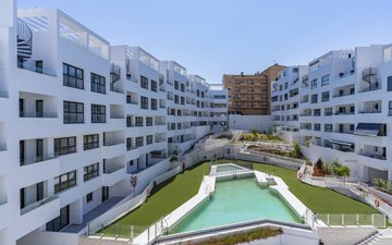 Property slide 20