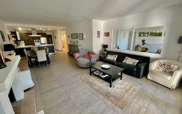 Property slide 4