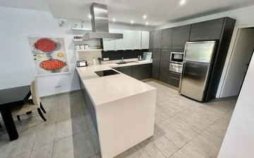 Property slide 7