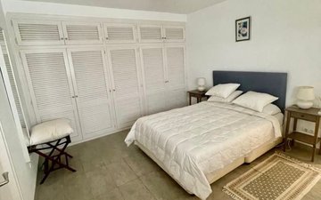 Property slide 10