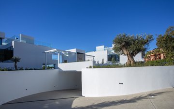 Property slide 18