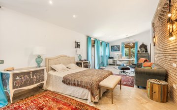 Property slide 20