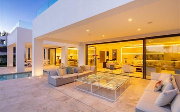 Property slide 21
